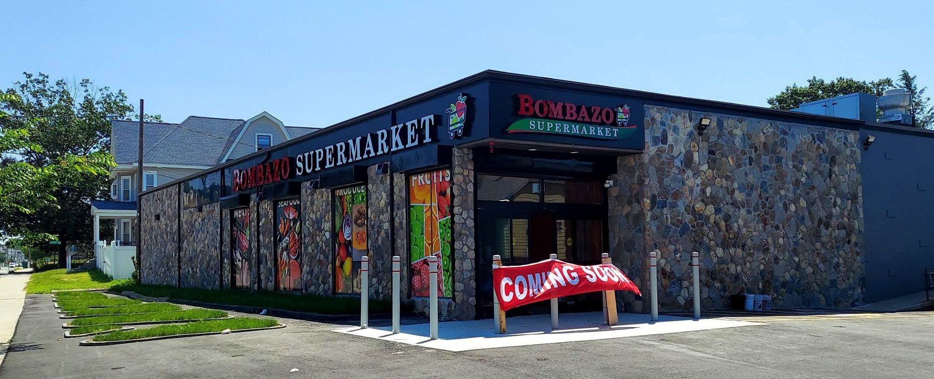Bombazo Supermarket in Lowell
